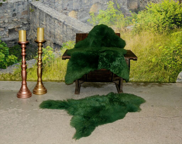 Natur-Kuschelduo in Tannengrün (2er-Set B-Ware) – Wohlfühl-Felle für Lieblingsecken